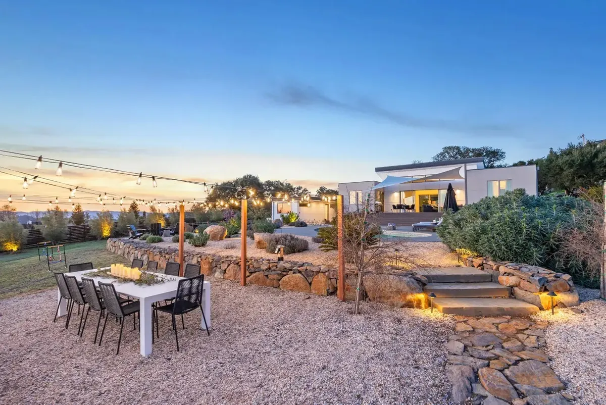 Sunset Ridge | Luxury Wine Country Retreat #50