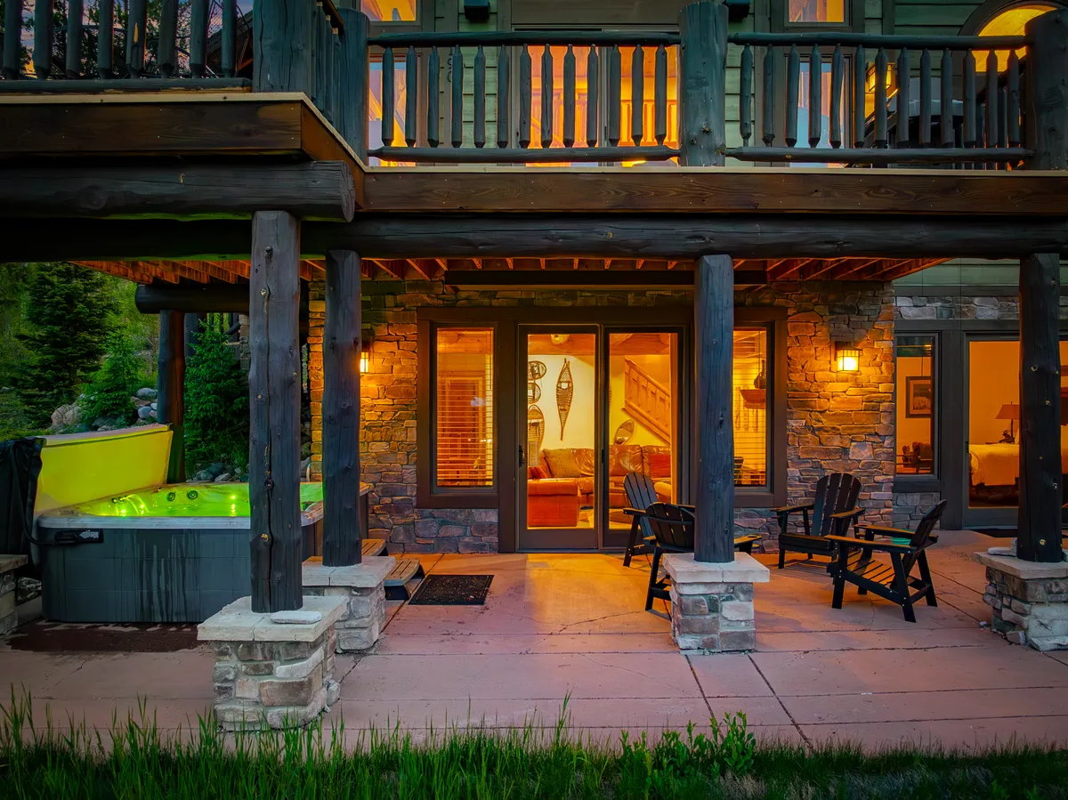 Wander Winter Park Majesty