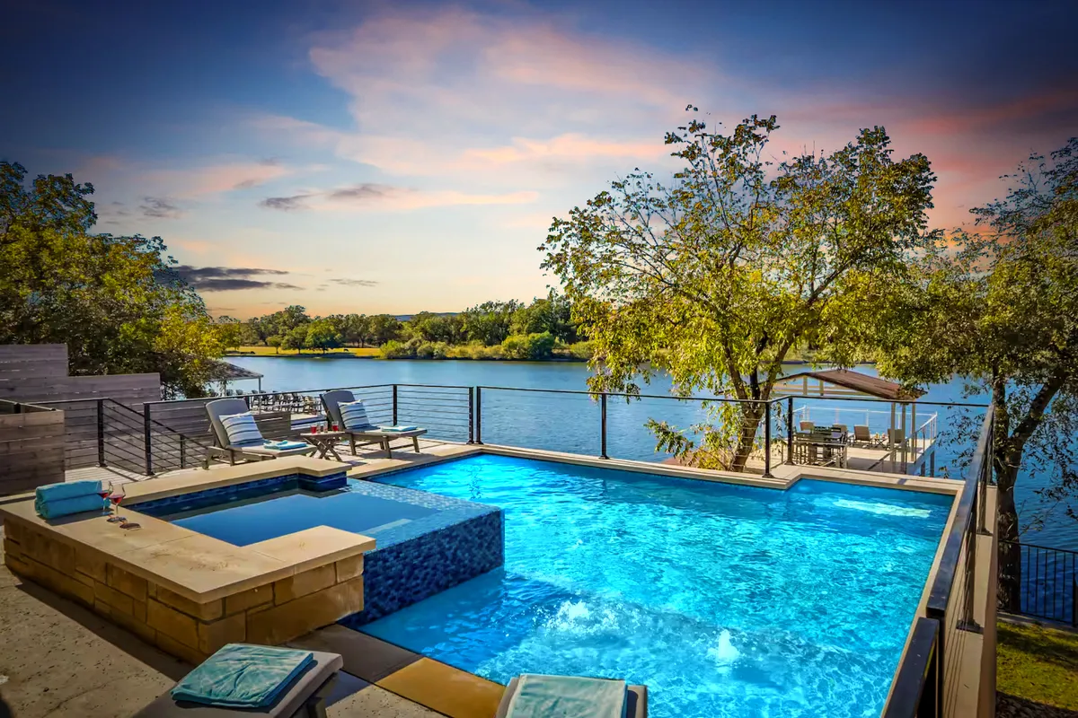 Wander Burnet Waters