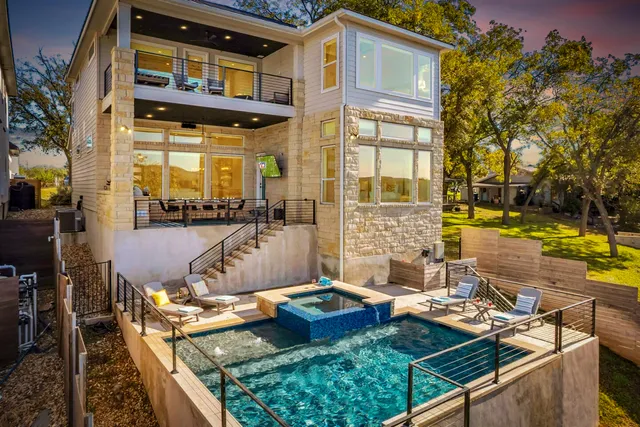 Wander Burnet Waters #4