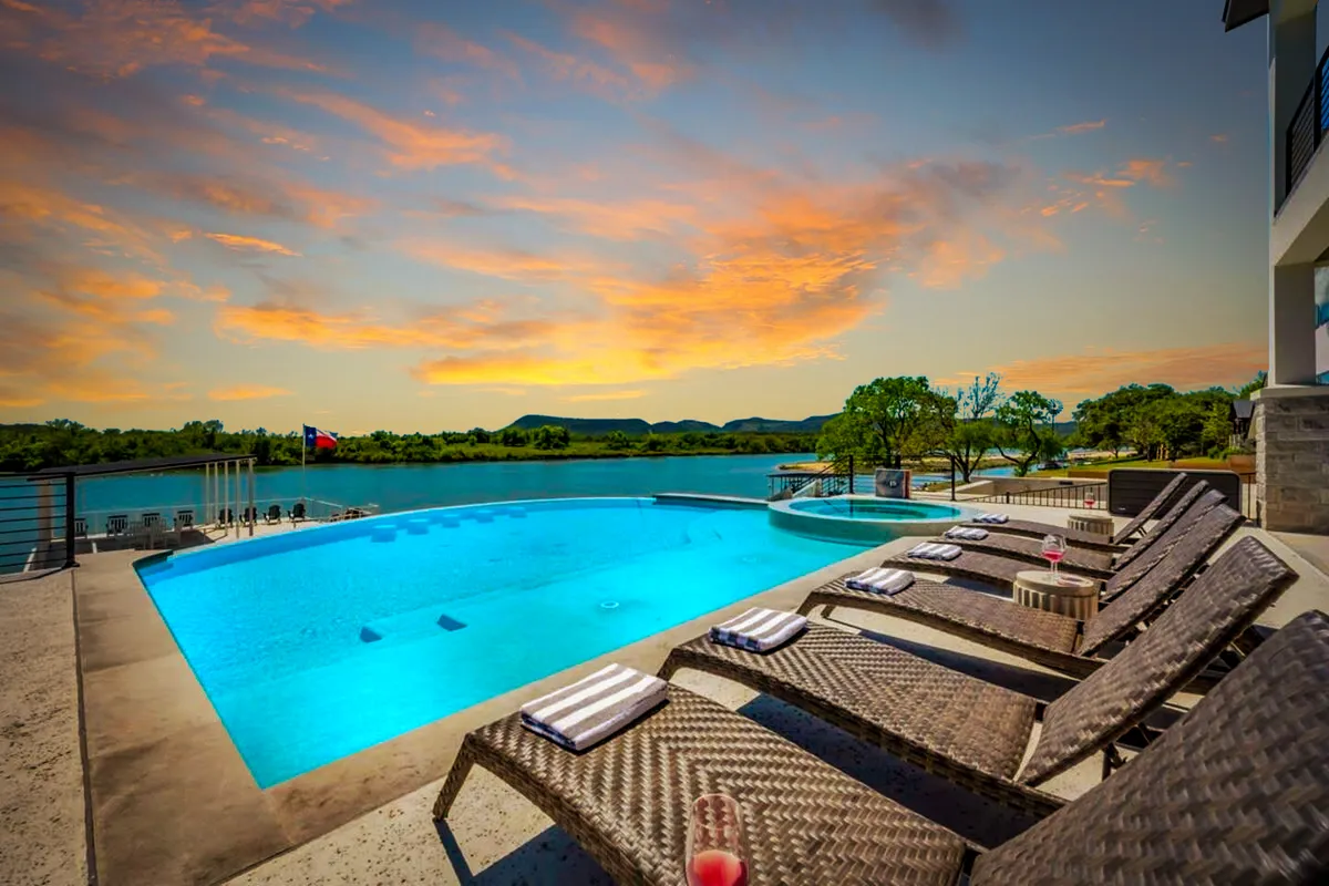 Wander Kingsland Grove #66