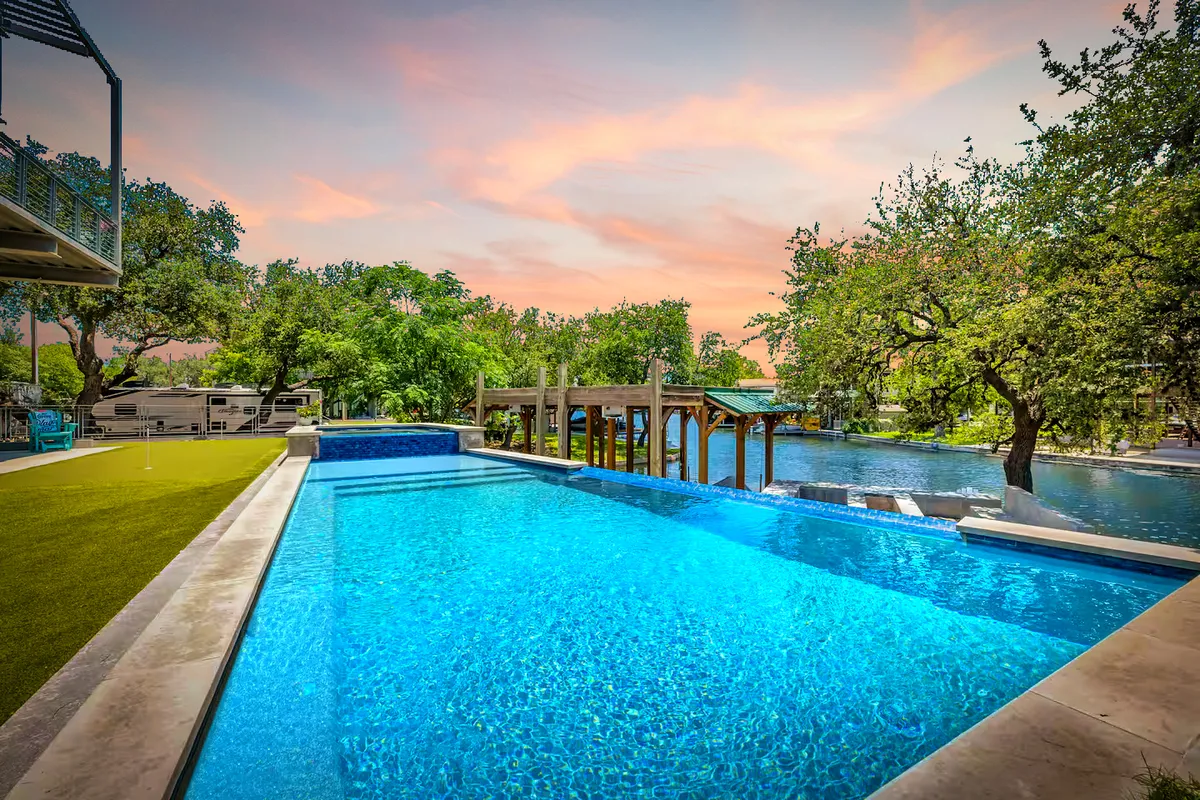 Wander Kingsland Shores #18