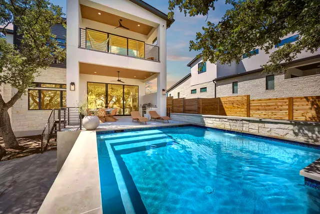 Wander Marble Falls Crest #2