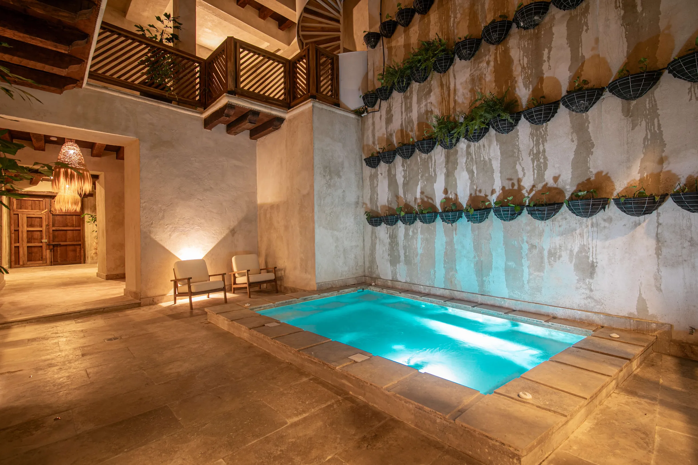 Wander Cartagena Stones #18