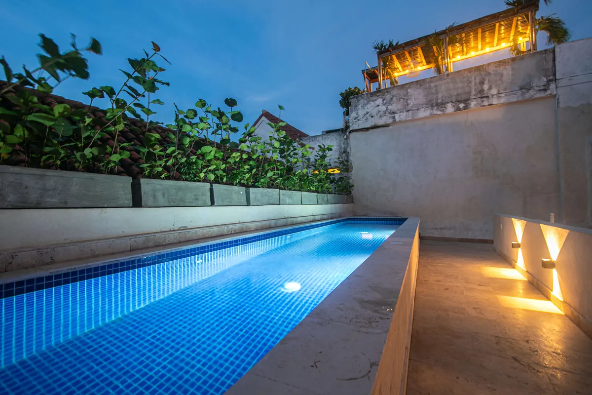 Wander Cartagena Stones