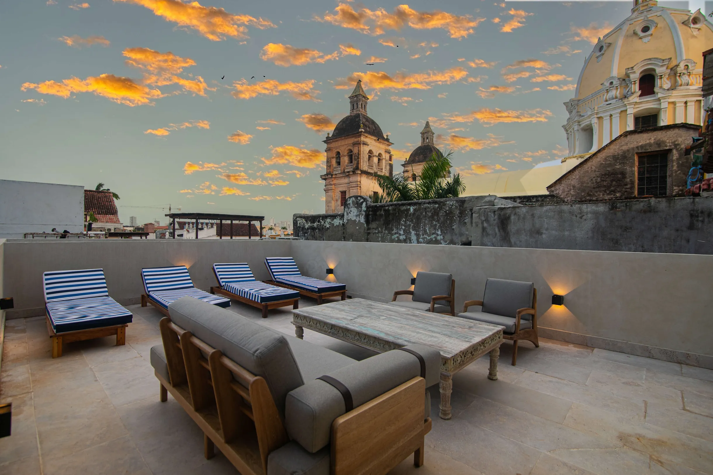 Wander Cartagena Stones #28