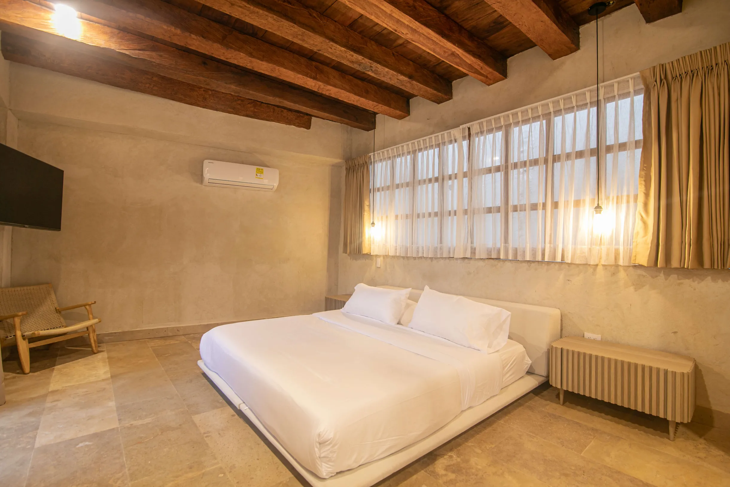 Wander Cartagena Stones #14