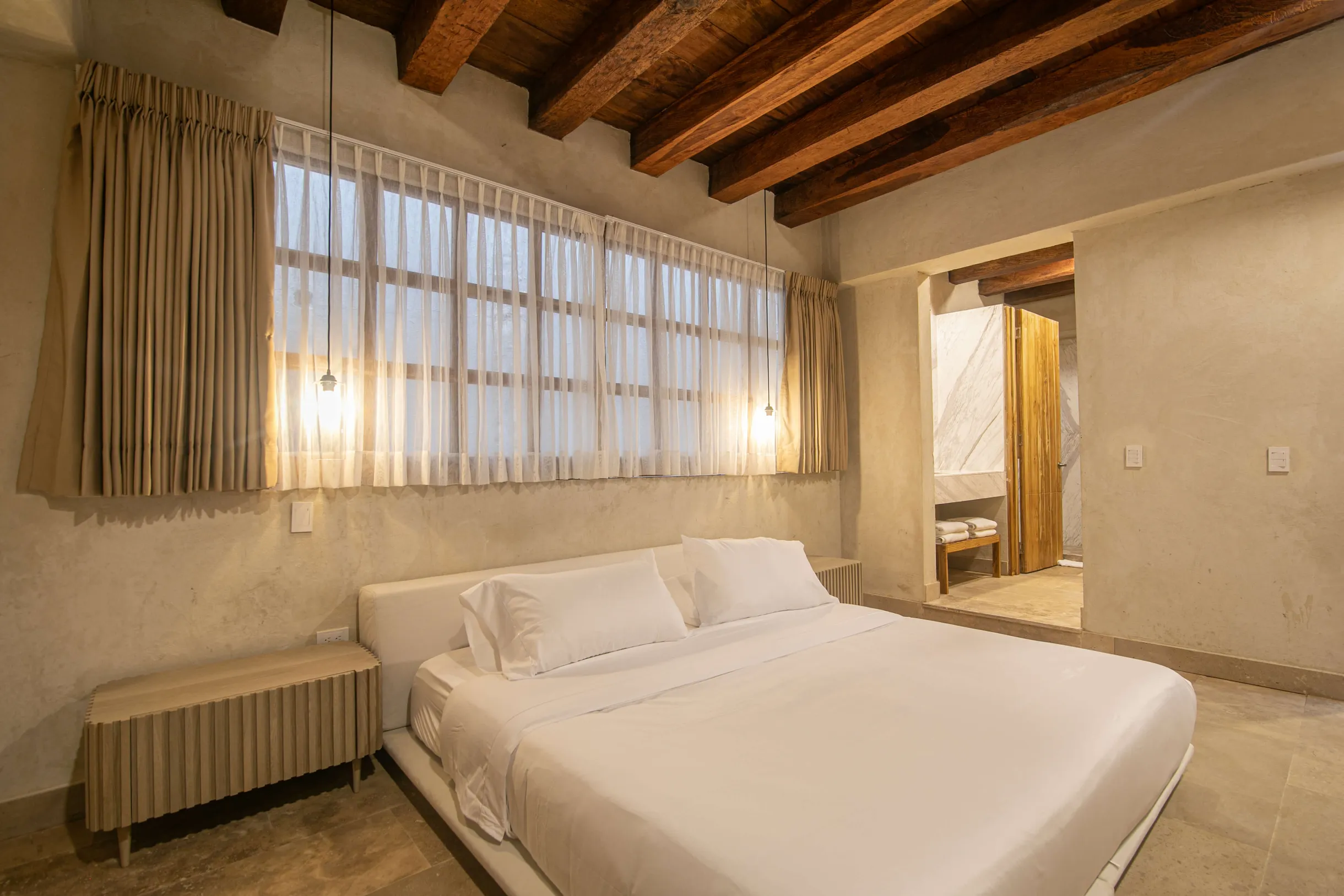 Wander Cartagena Stones #24