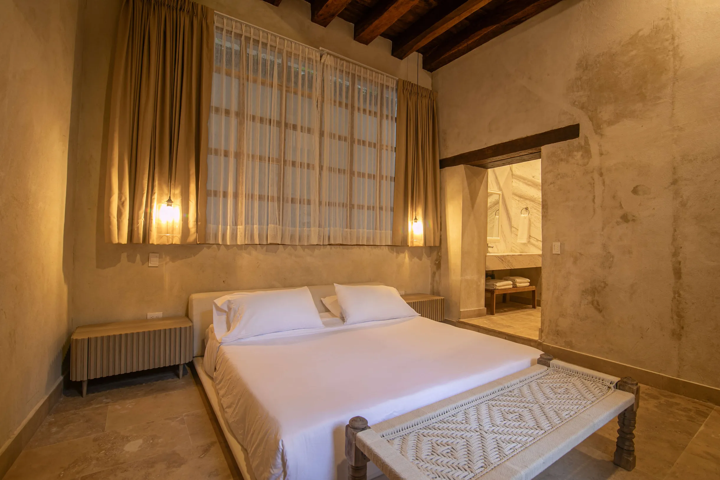 Wander Cartagena Stones #25