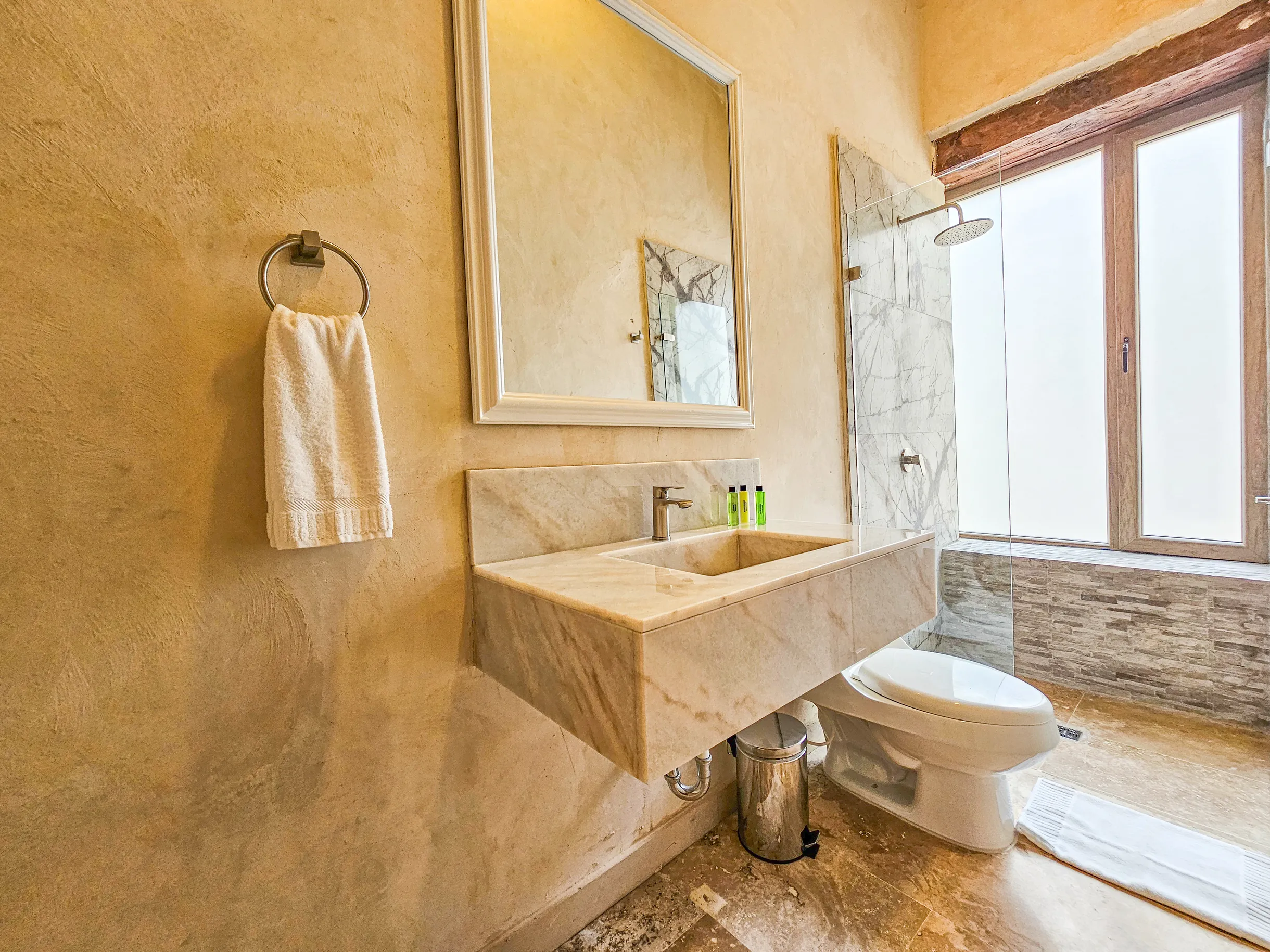 Wander Cartagena Glow #31