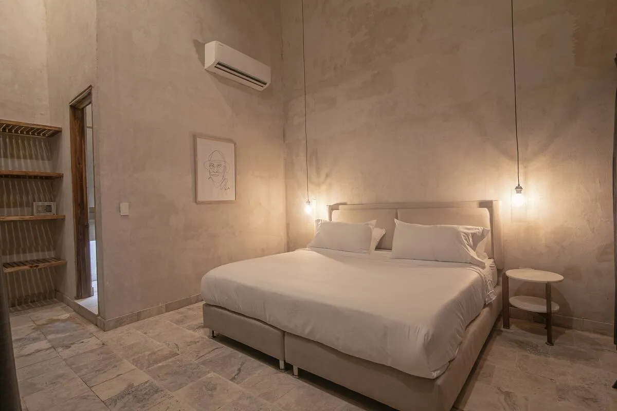 Wander Cartagena Coral #22