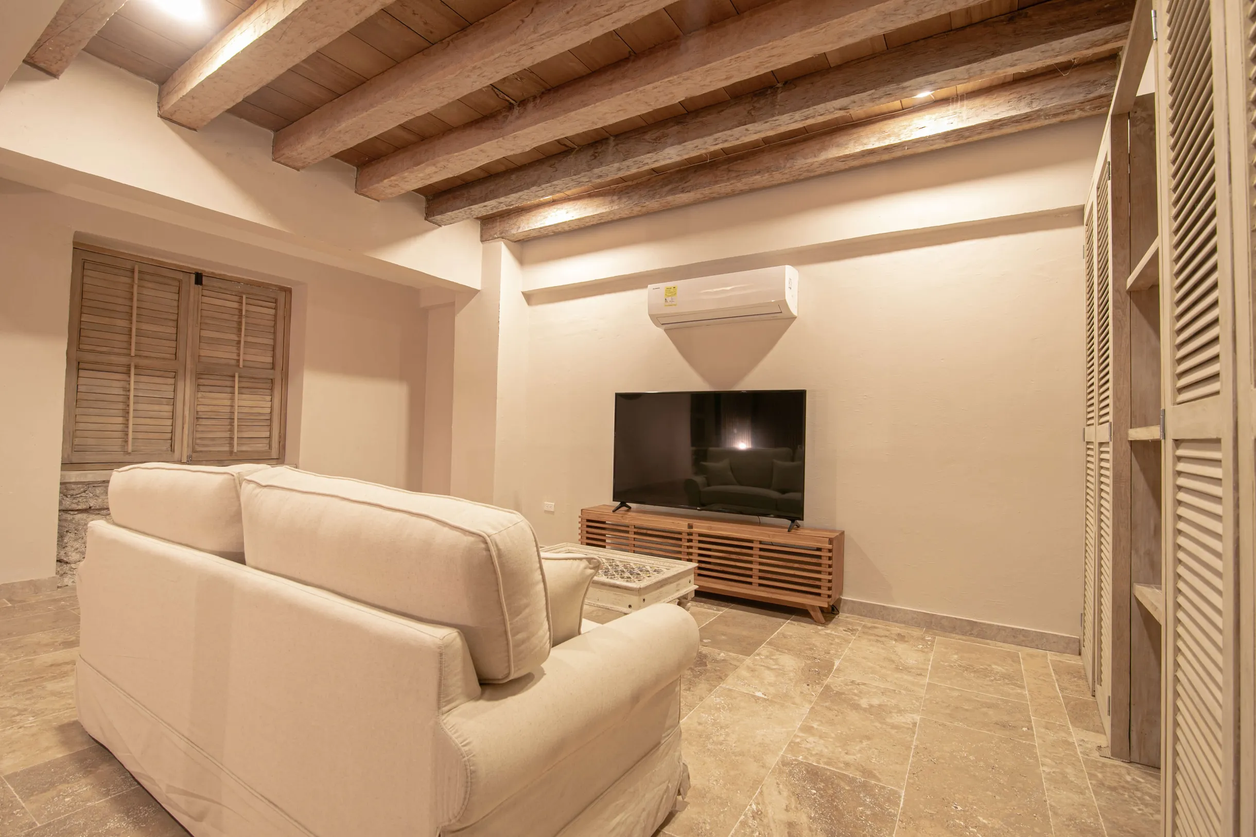 Wander Cartagena Bloom #38