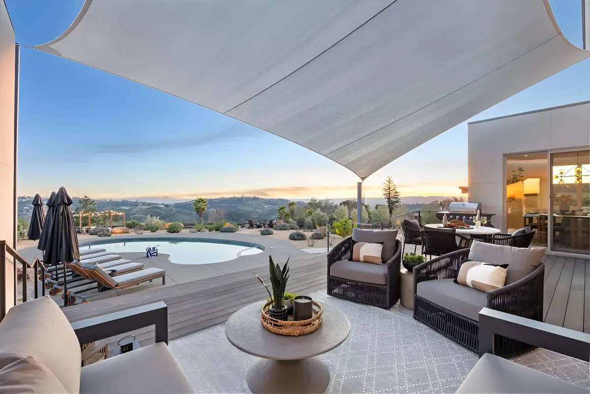 Wander Sonoma Hollow