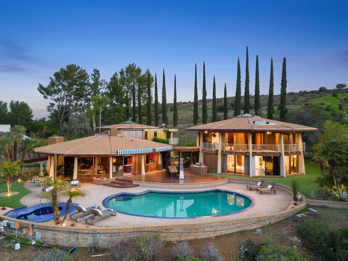 Wander Encino Hills #1