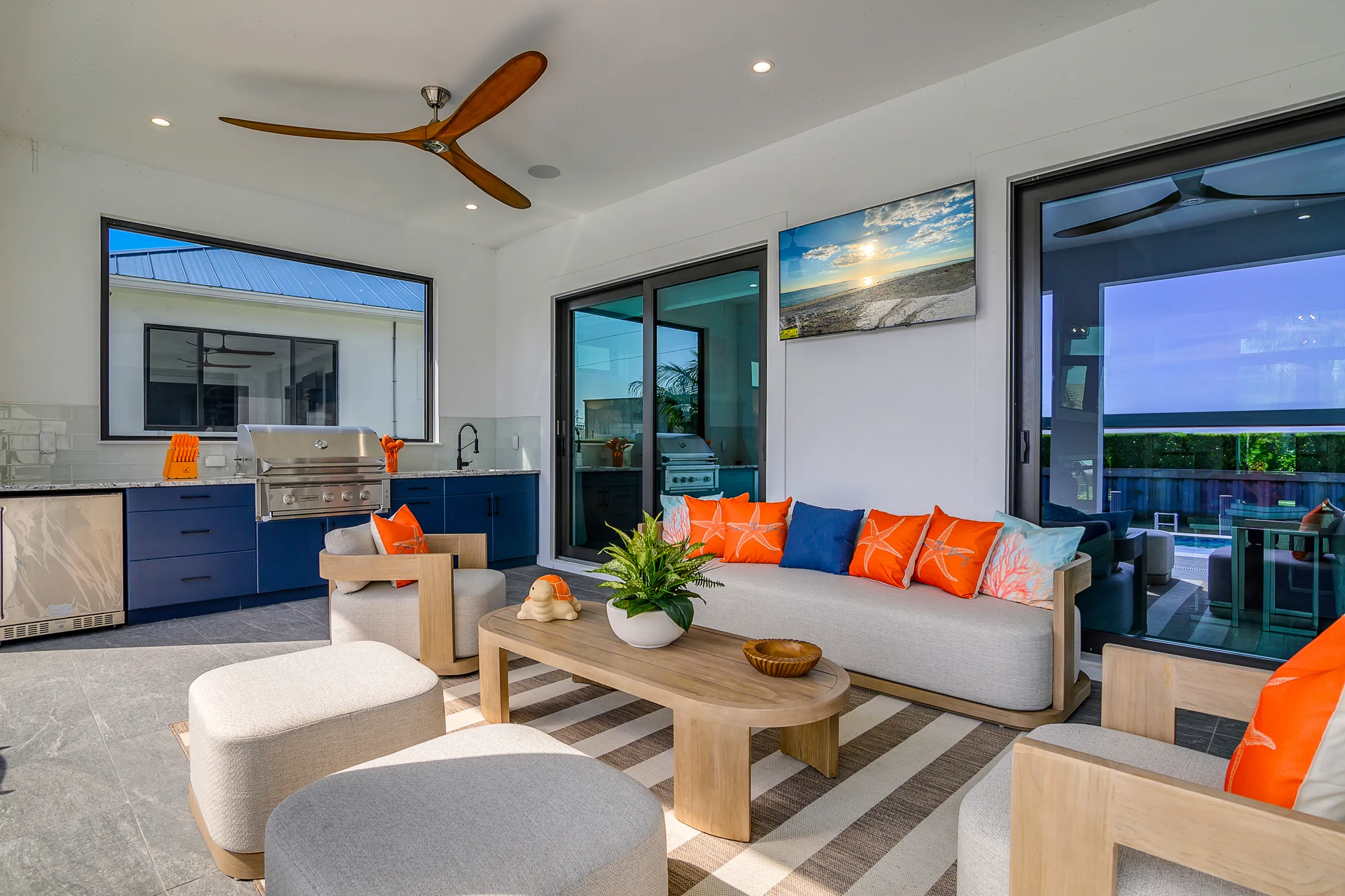 Marco Luxe Retreat / Waterfront #33