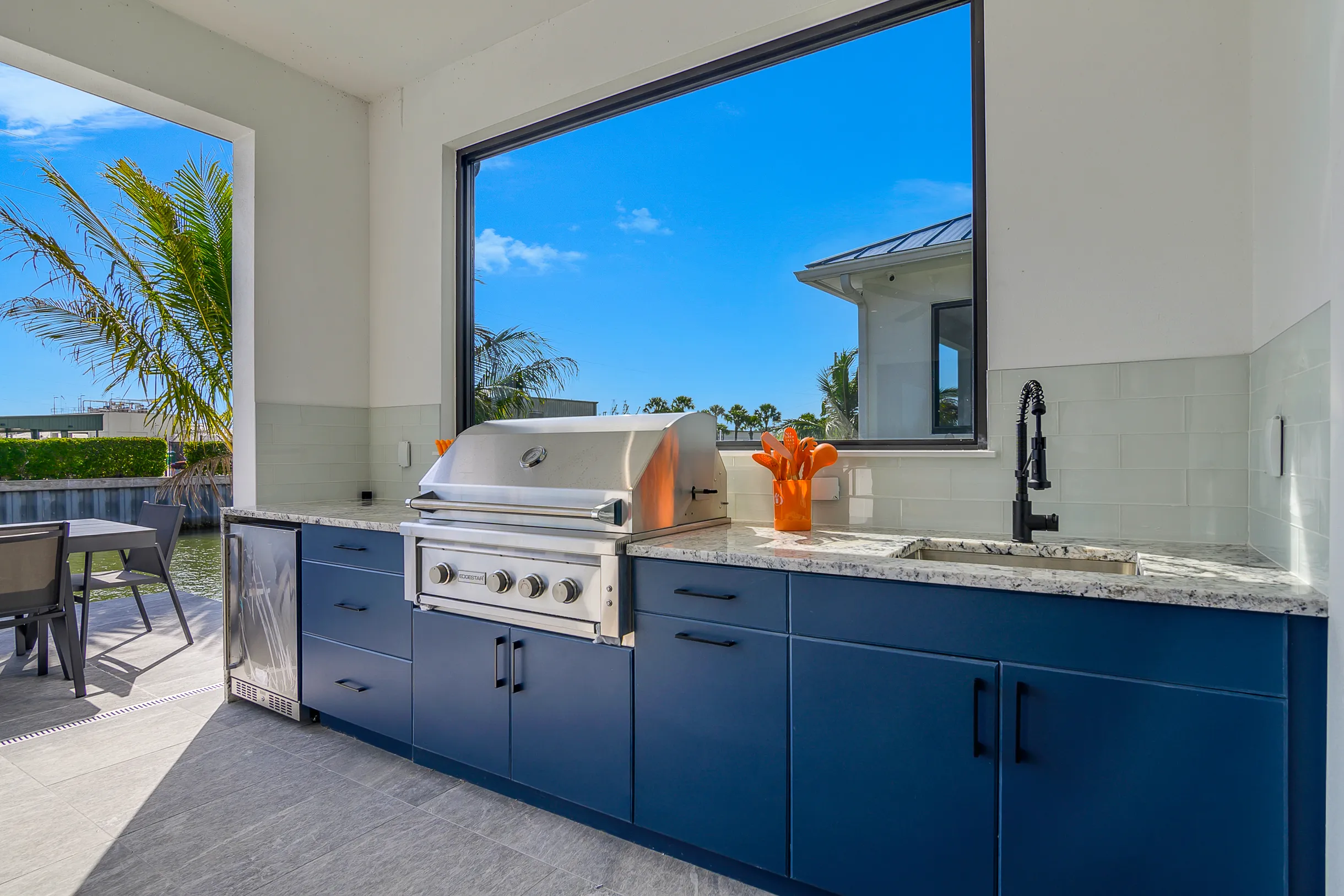 Marco Luxe Retreat / Waterfront #41