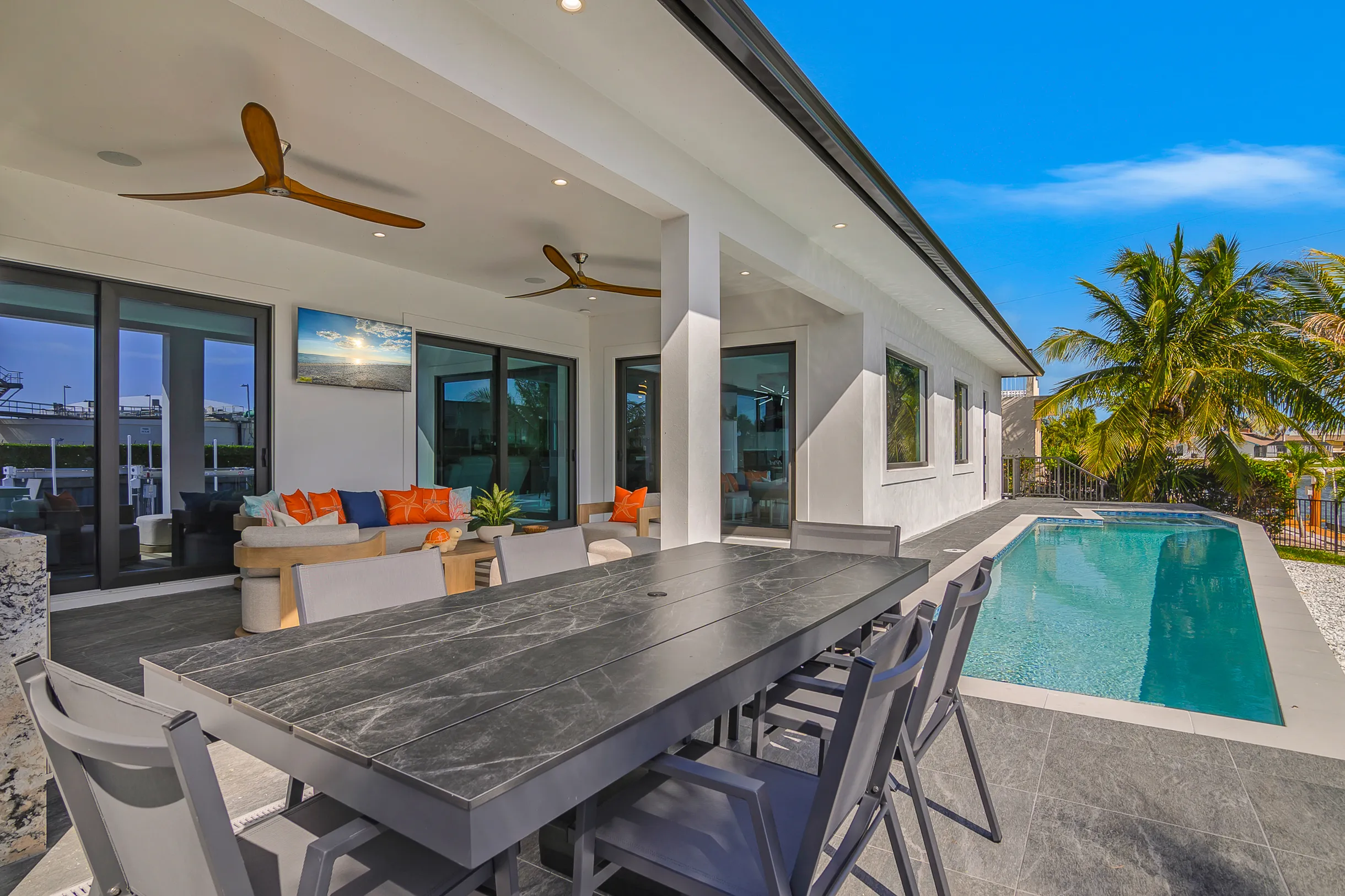 Marco Luxe Retreat / Waterfront #52