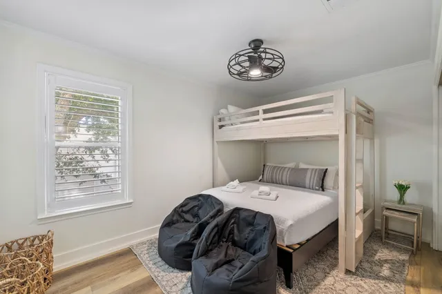 Bedroom 3 image 1