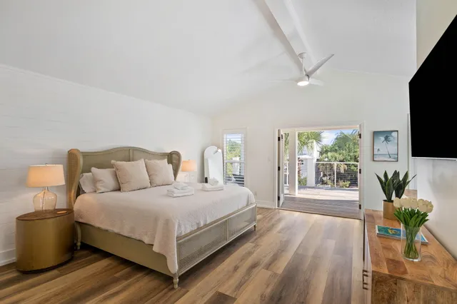 Bedroom 1 image 1
