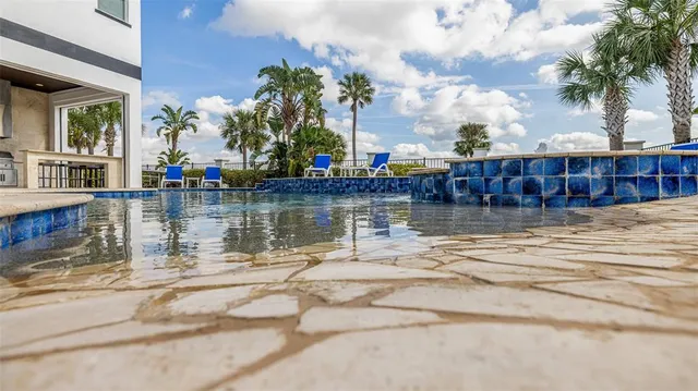 Wander Orlando Oasis #71