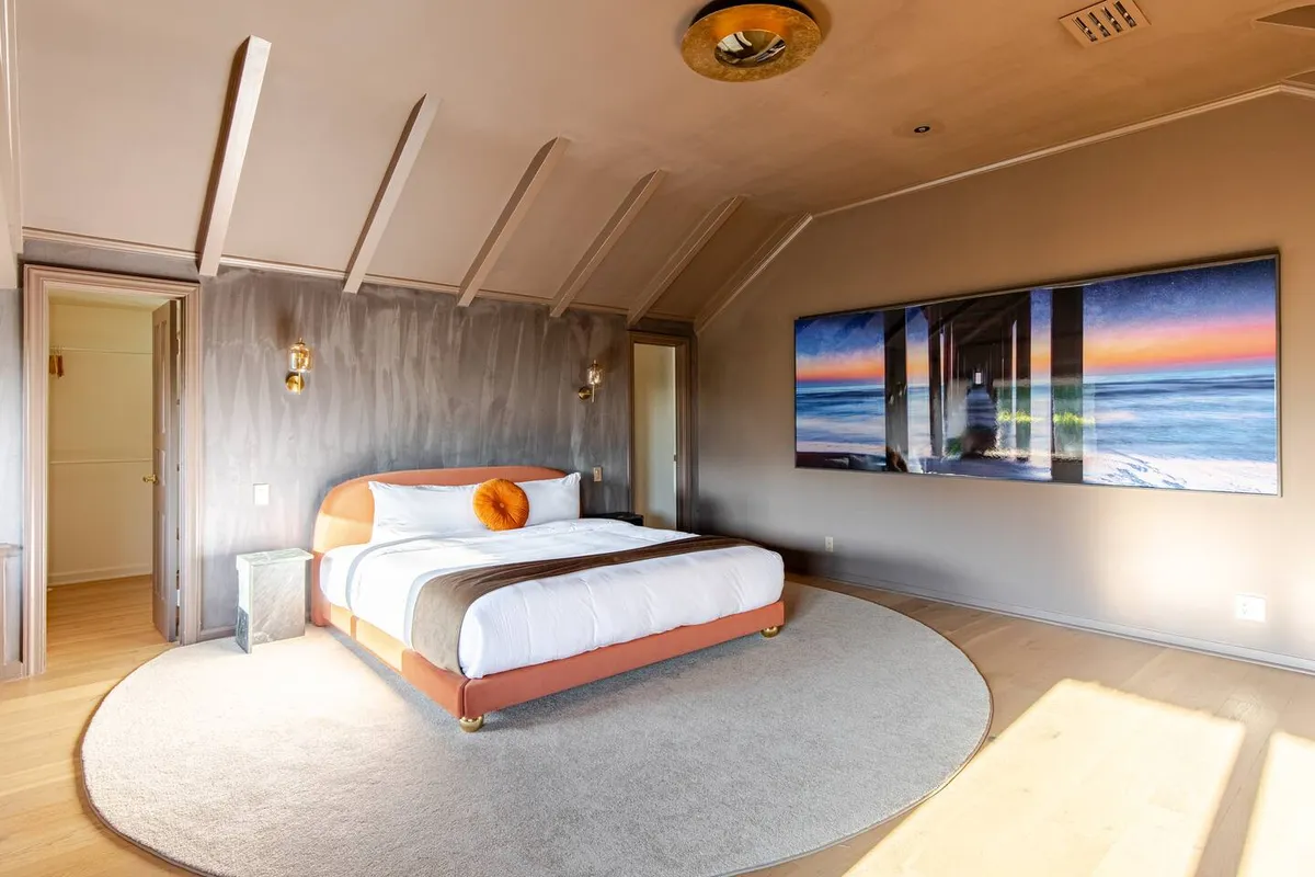 Bedroom 1 image