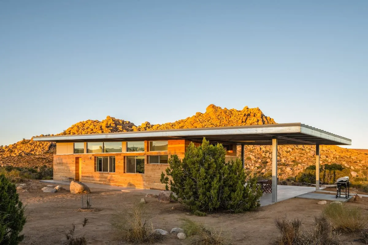 Wander Pioneertown Boulders #68