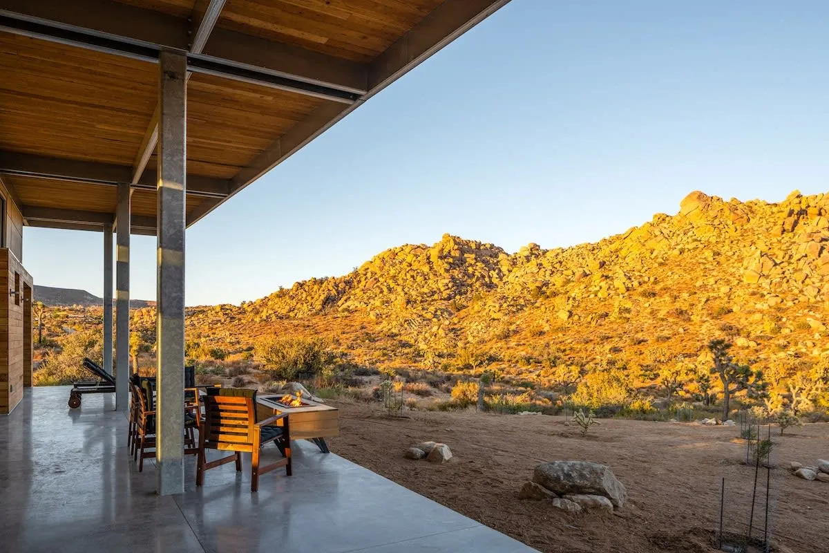 Wander Pioneertown Boulders #64