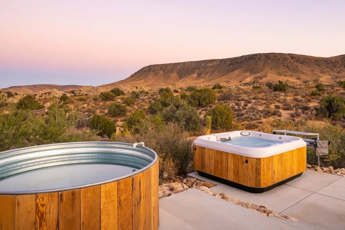 Wander Pioneertown Boulders #17