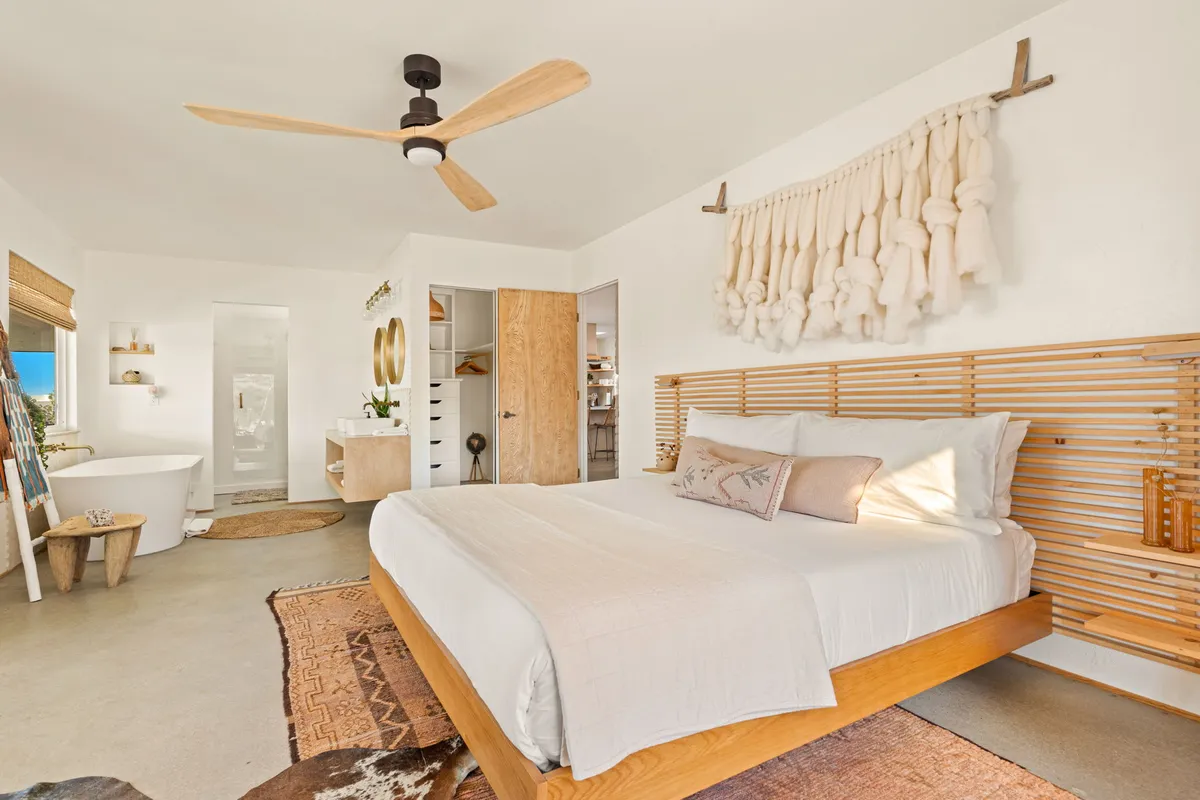 Wander High Desert Sol #25