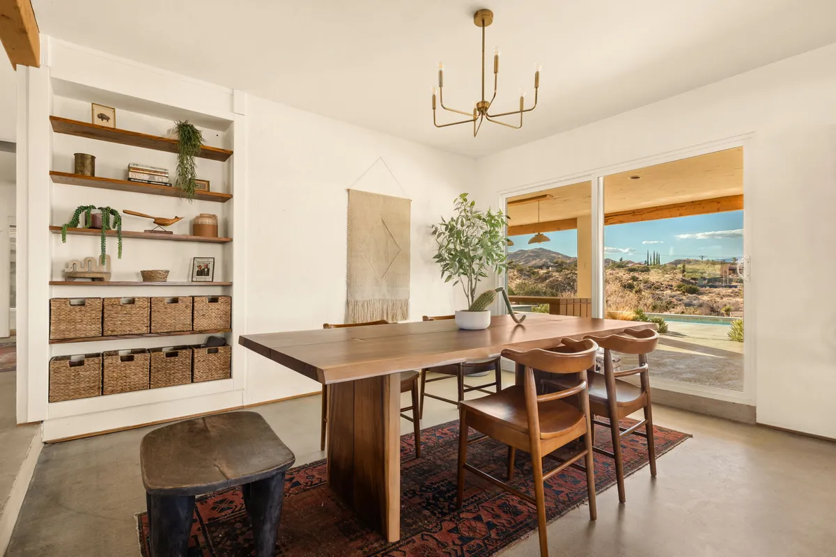 Wander High Desert Sol