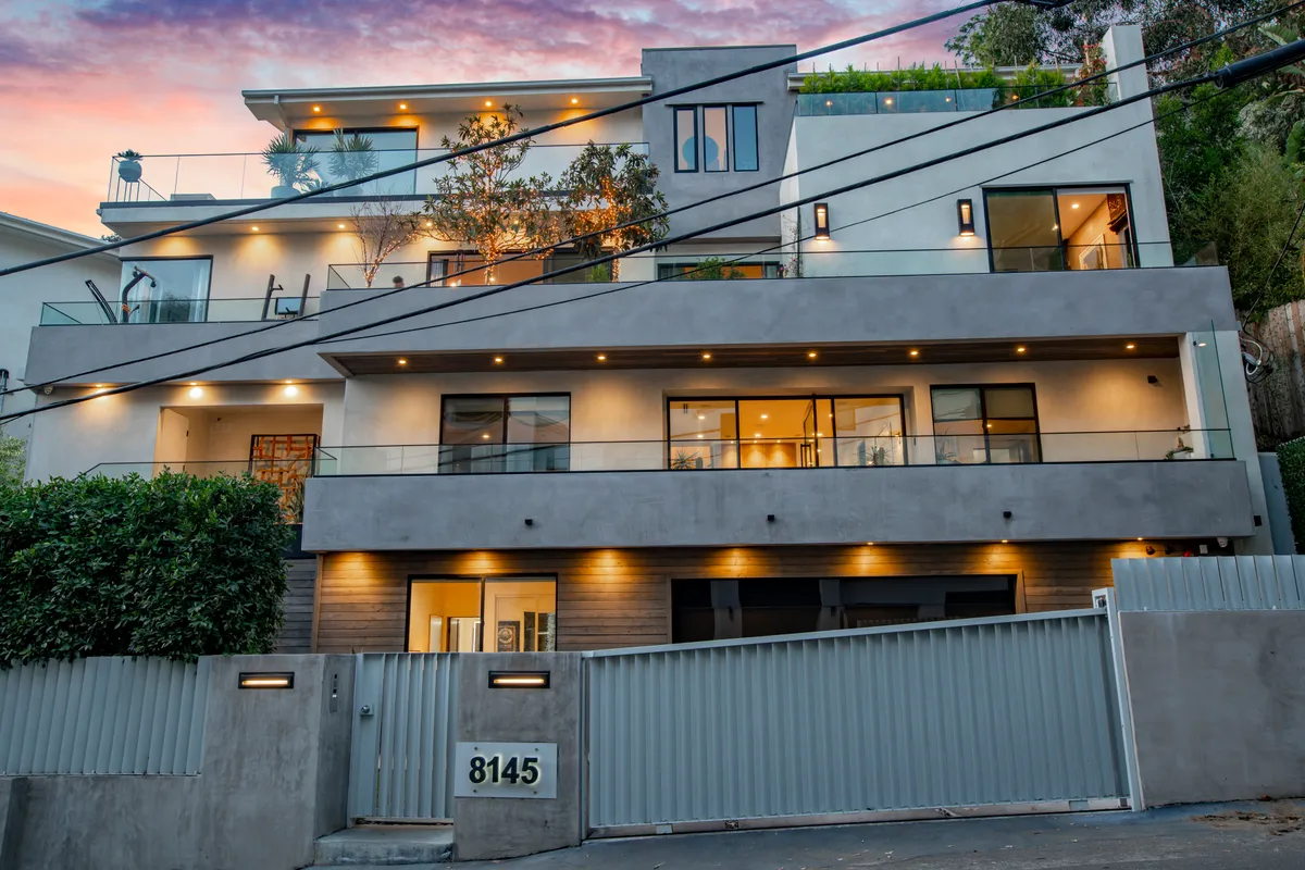 Wander Hollywood Haven