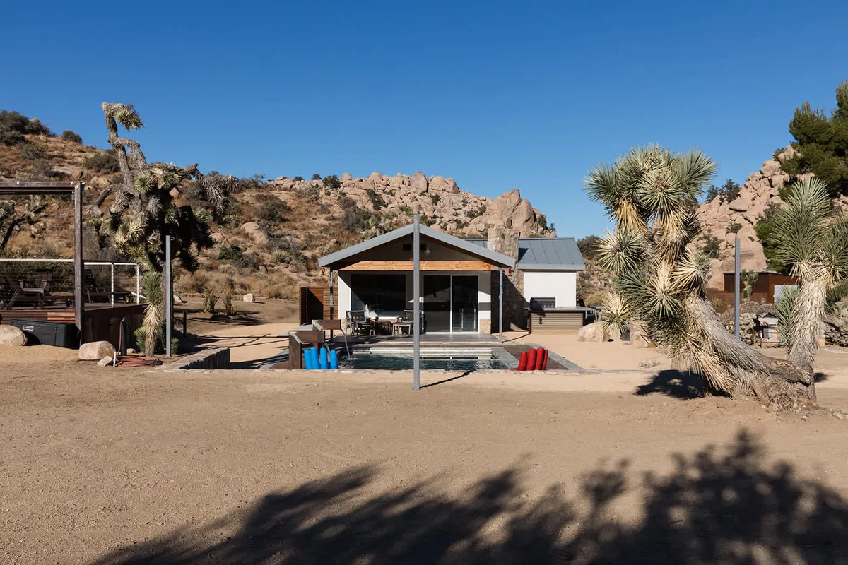 Wander Pioneertown Retreat #20