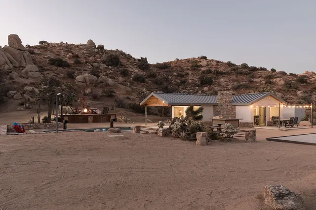 Wander Pioneertown Retreat #4