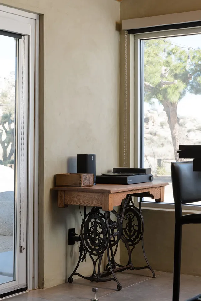 Wander Pioneertown Retreat #9