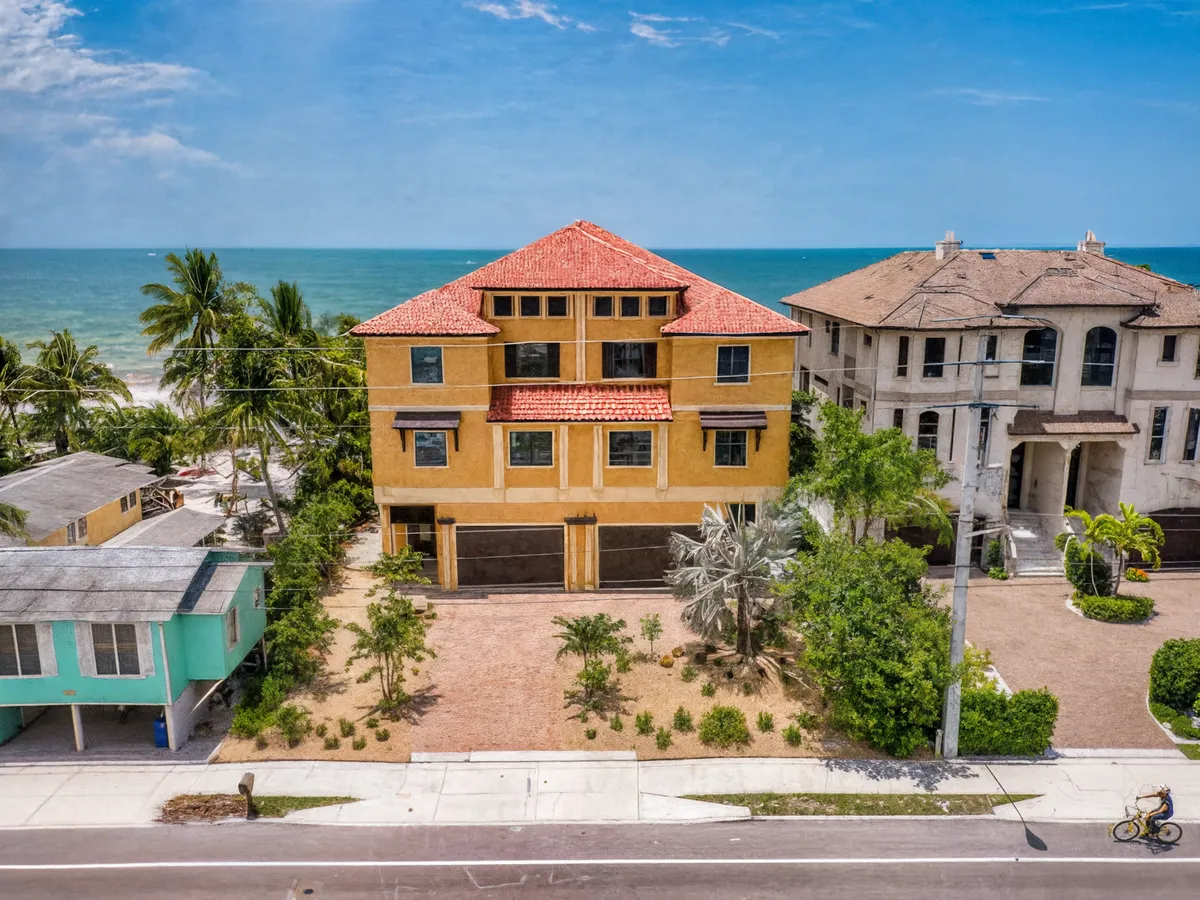 Wander Fort Myers Sky #1