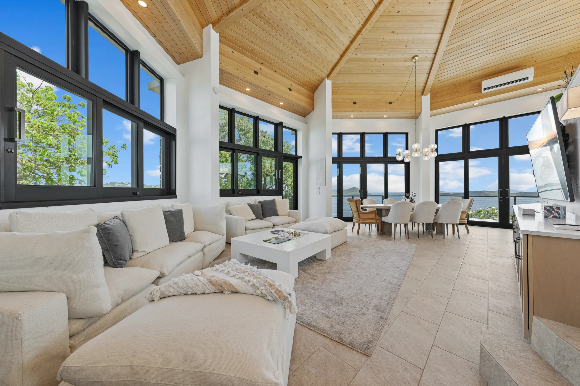 Wander St. Thomas Castle #5