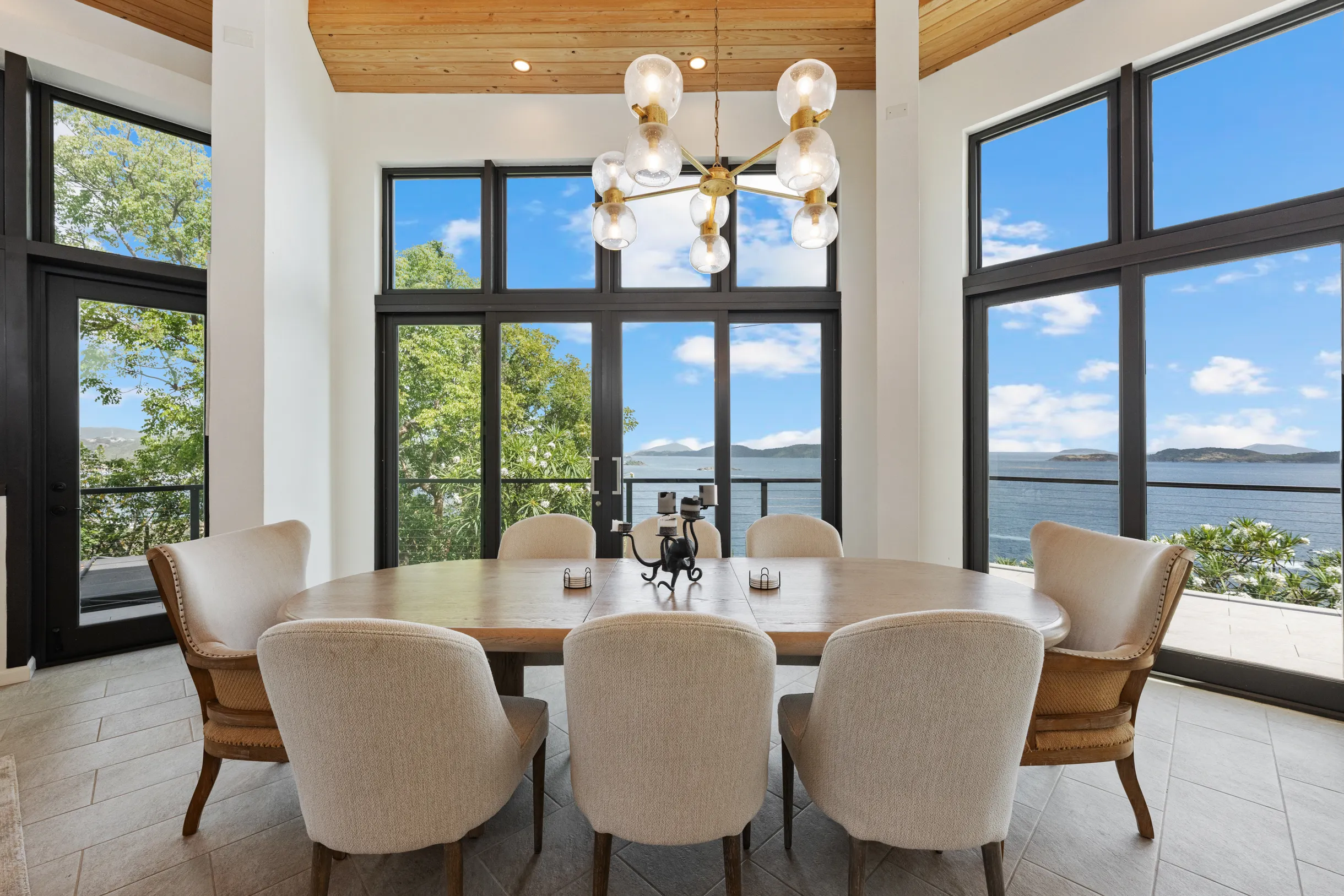 Wander St. Thomas Castle #6