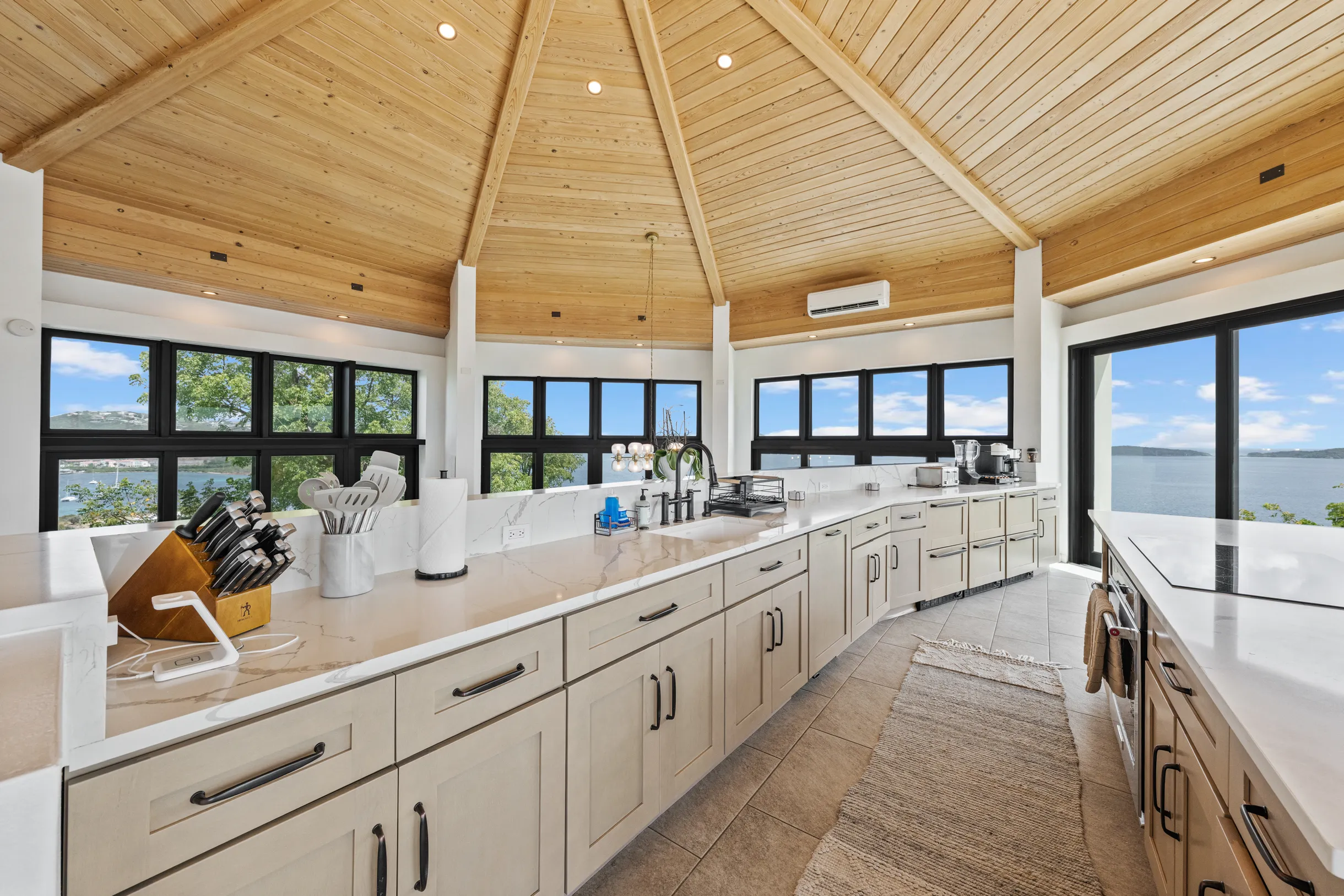 Wander St. Thomas Castle #39