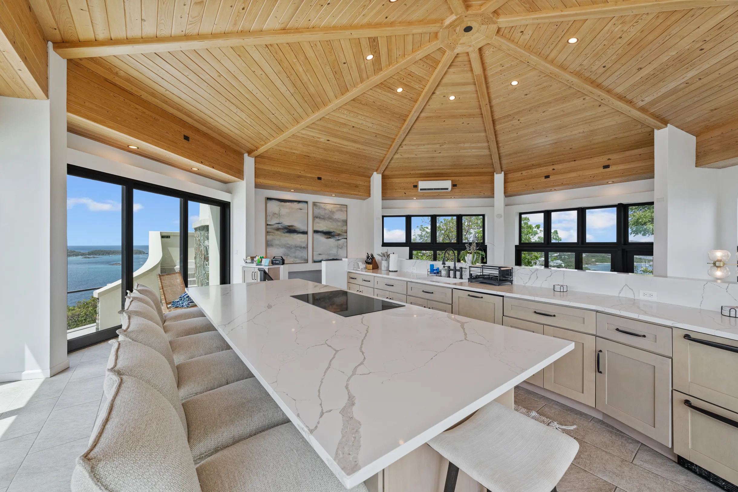 Wander St. Thomas Castle #94