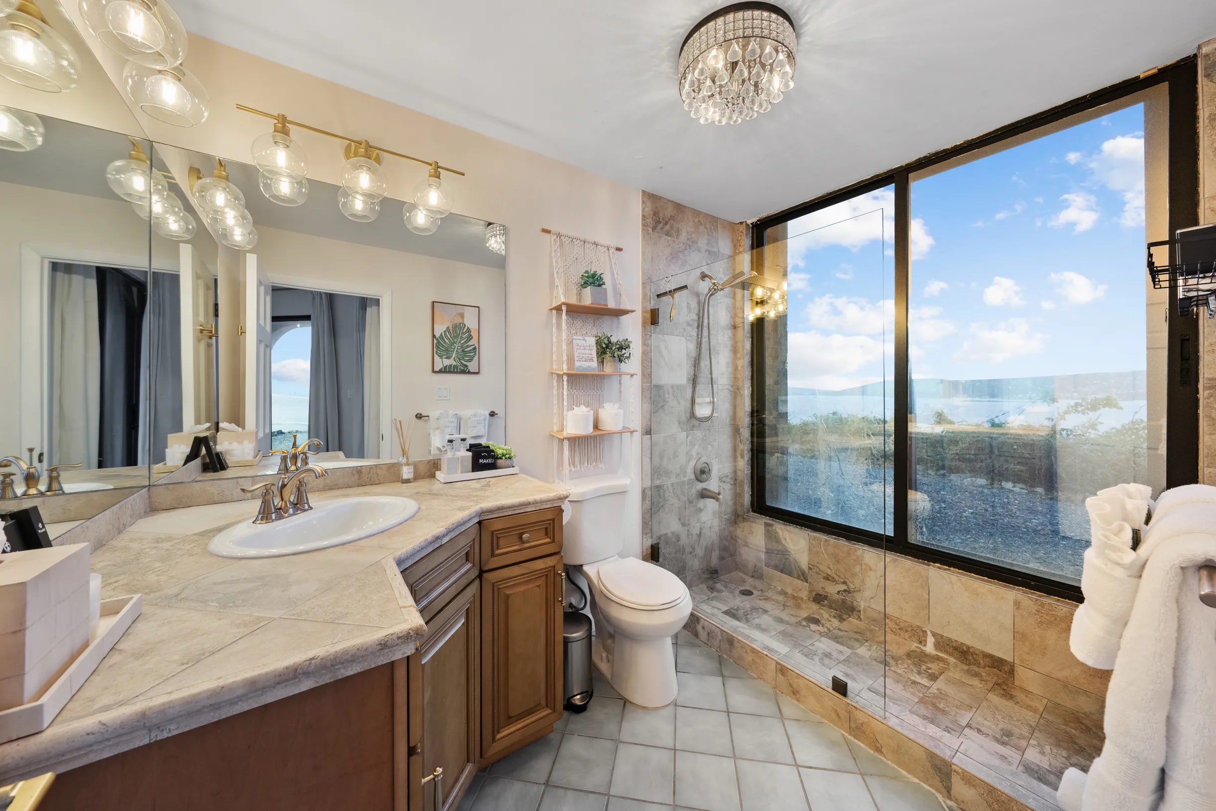 Wander St. Thomas Castle #25