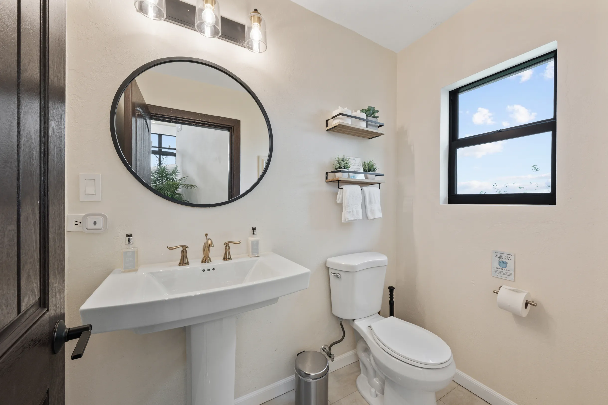 Wander St. Thomas Castle #14