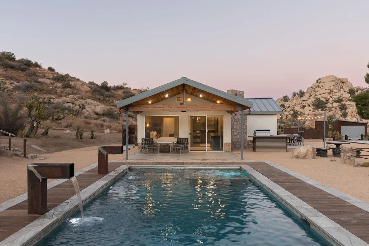 Wander Pioneertown Retreat