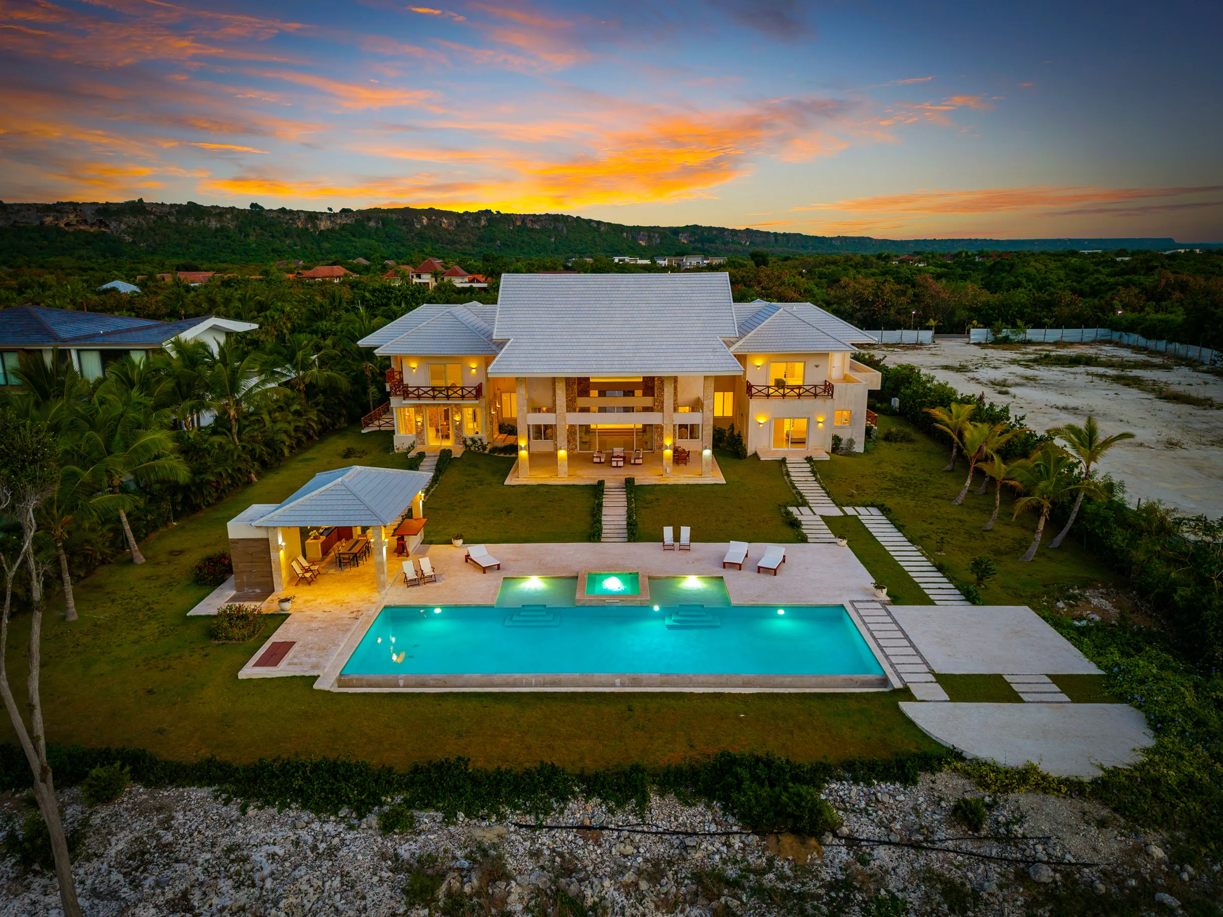 Wander Cap Cana Waterfront #140