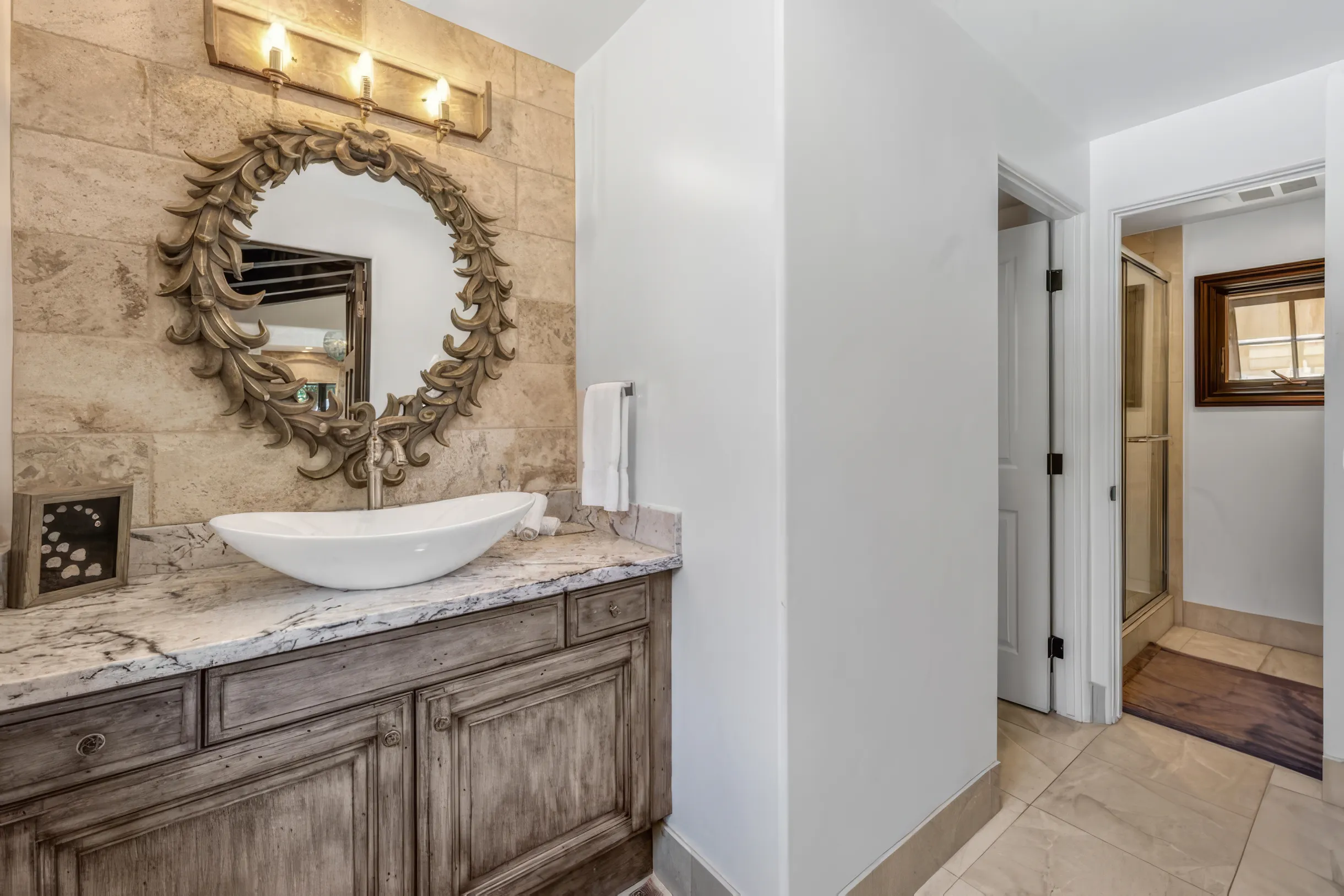 Wander San Diego Aura #38