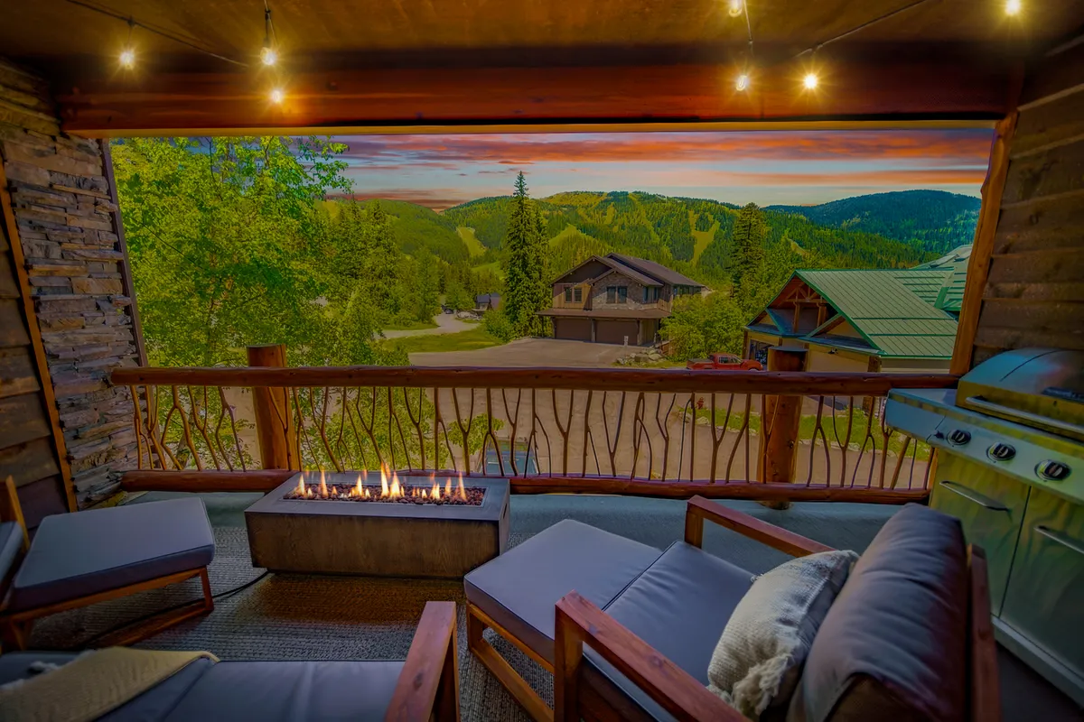 Wander Whitefish Valley