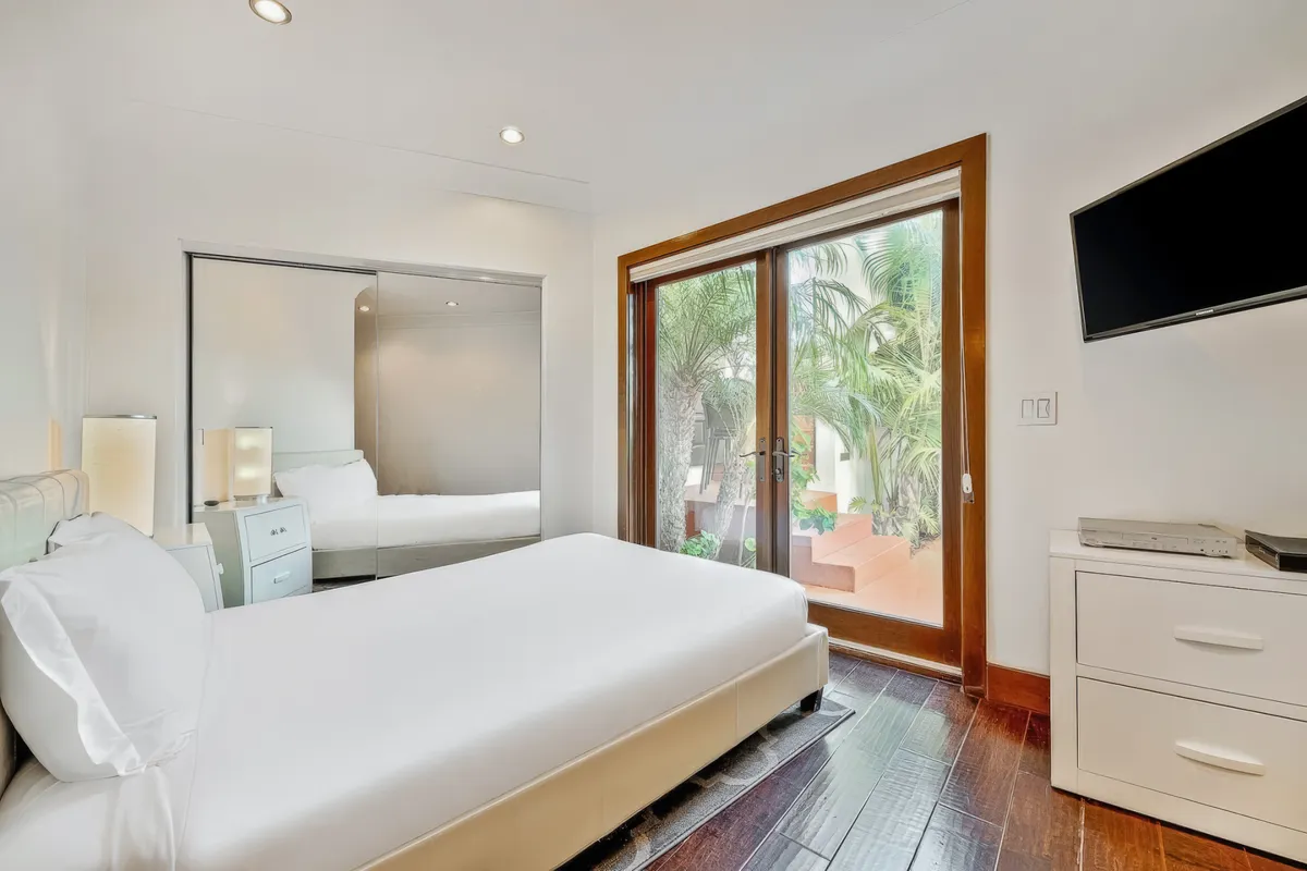 Bedroom 3 image
