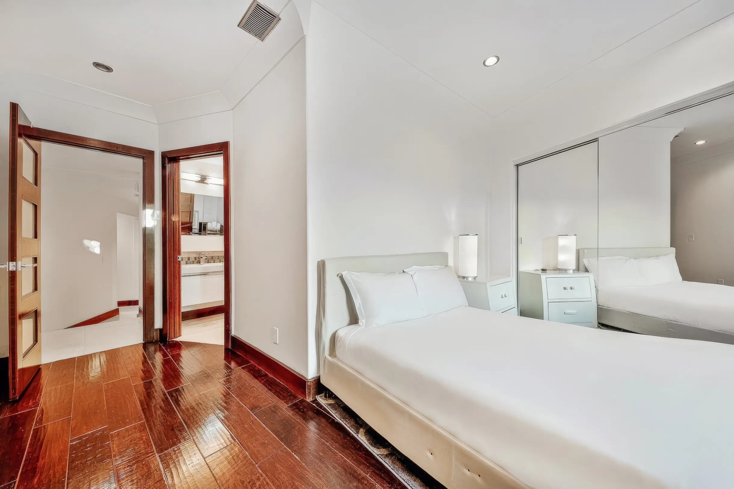 Wander San Diego Nova #33