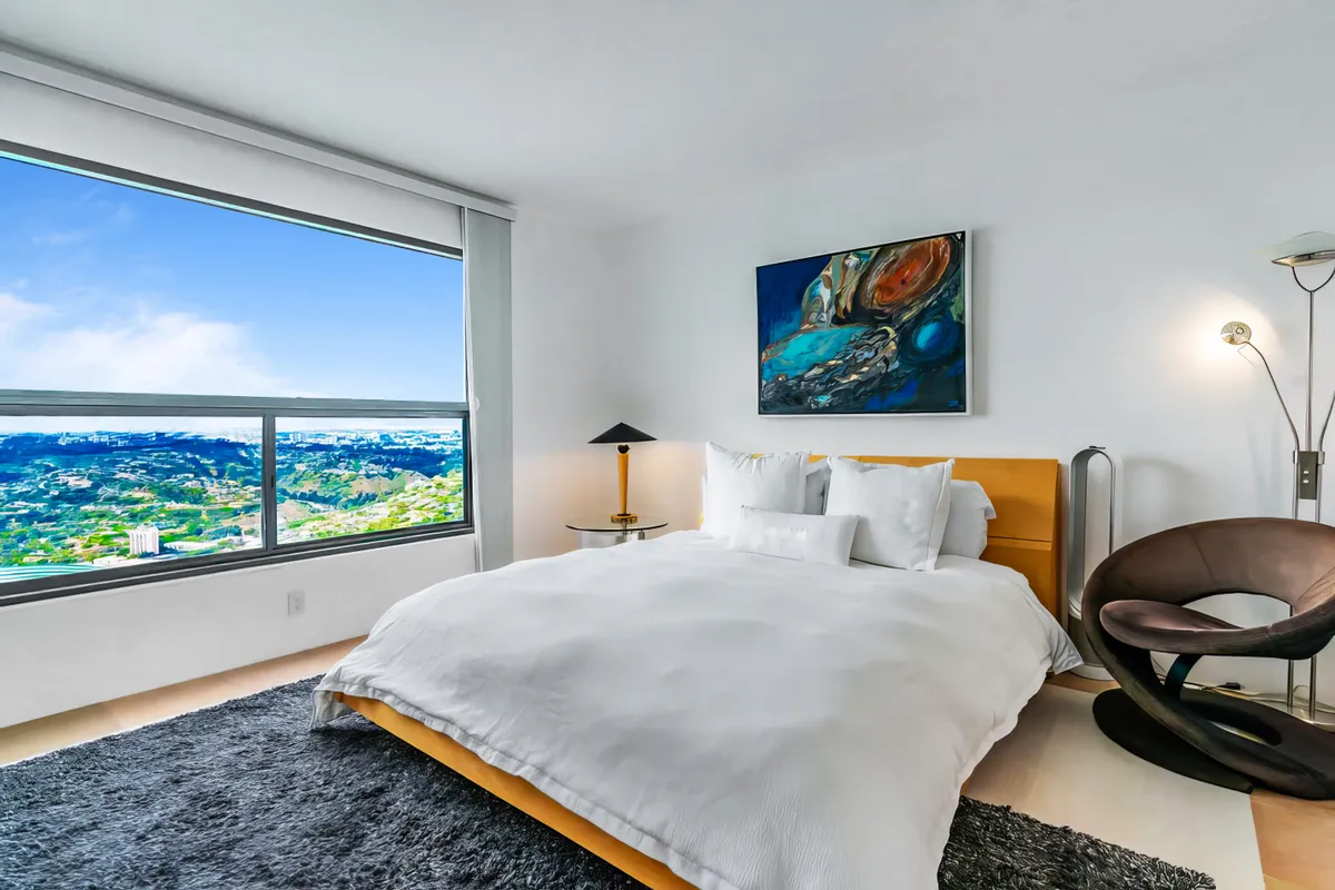 Bedroom 3 image