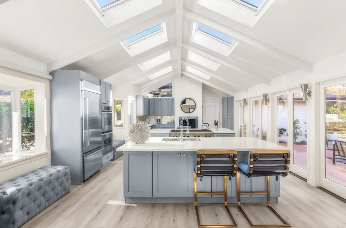 Wander San Diego Glow #20