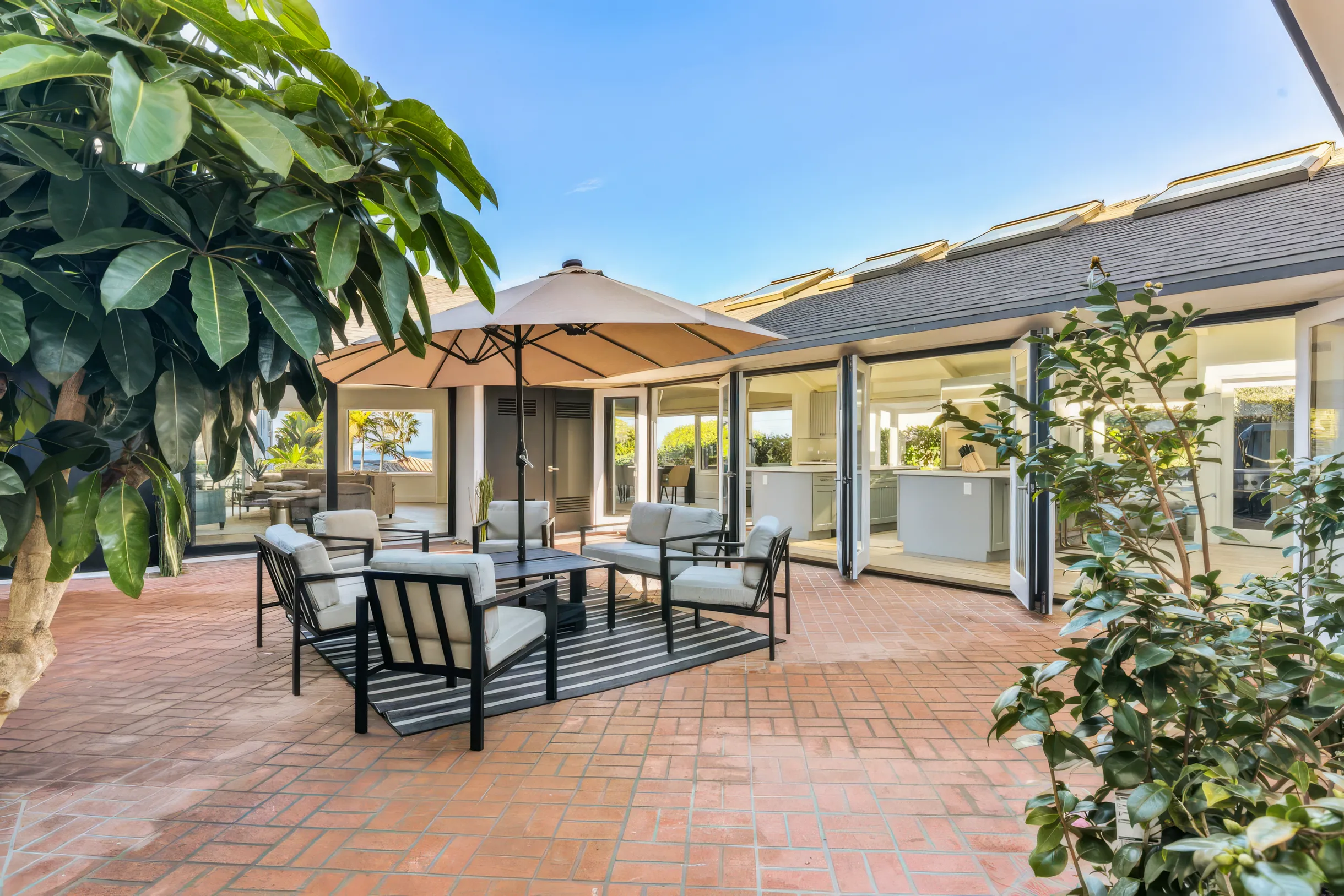 Wander San Diego Glow #36